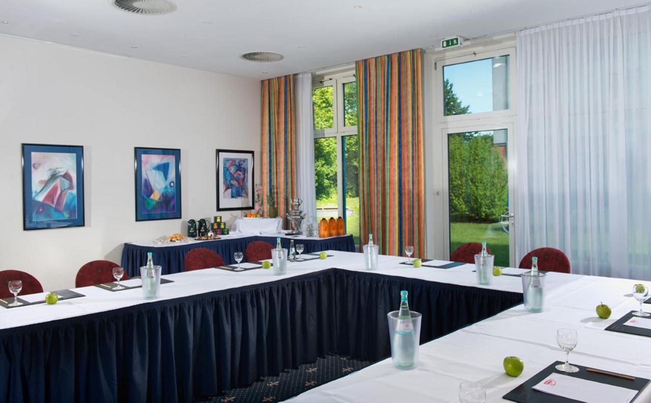 Wyndham Garden Wismar Hotel Business photo