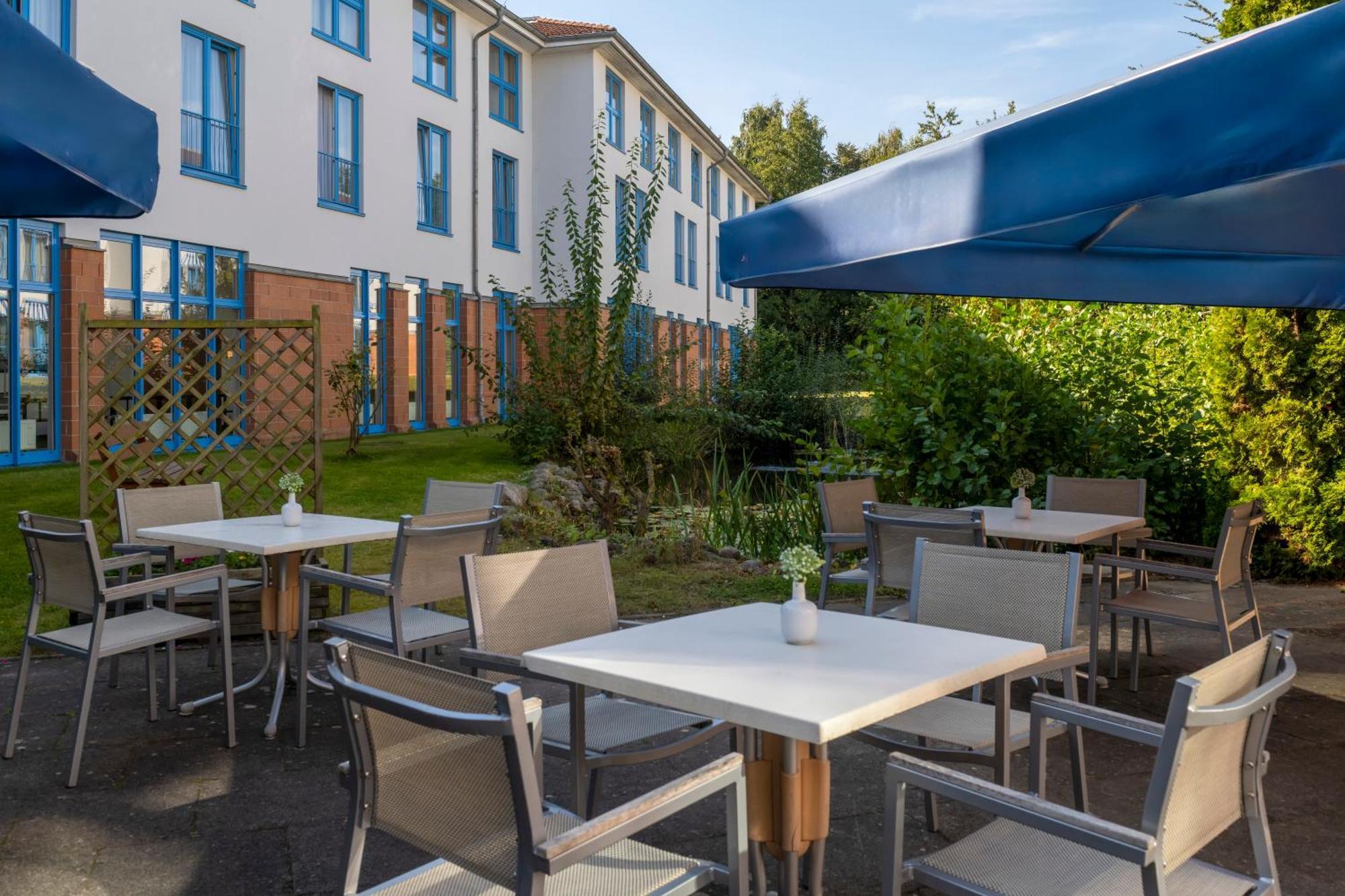 Wyndham Garden Wismar Hotel Exterior photo